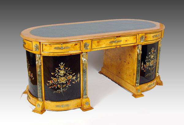 HIGHLY DECORATIVE CONTEMPORARY