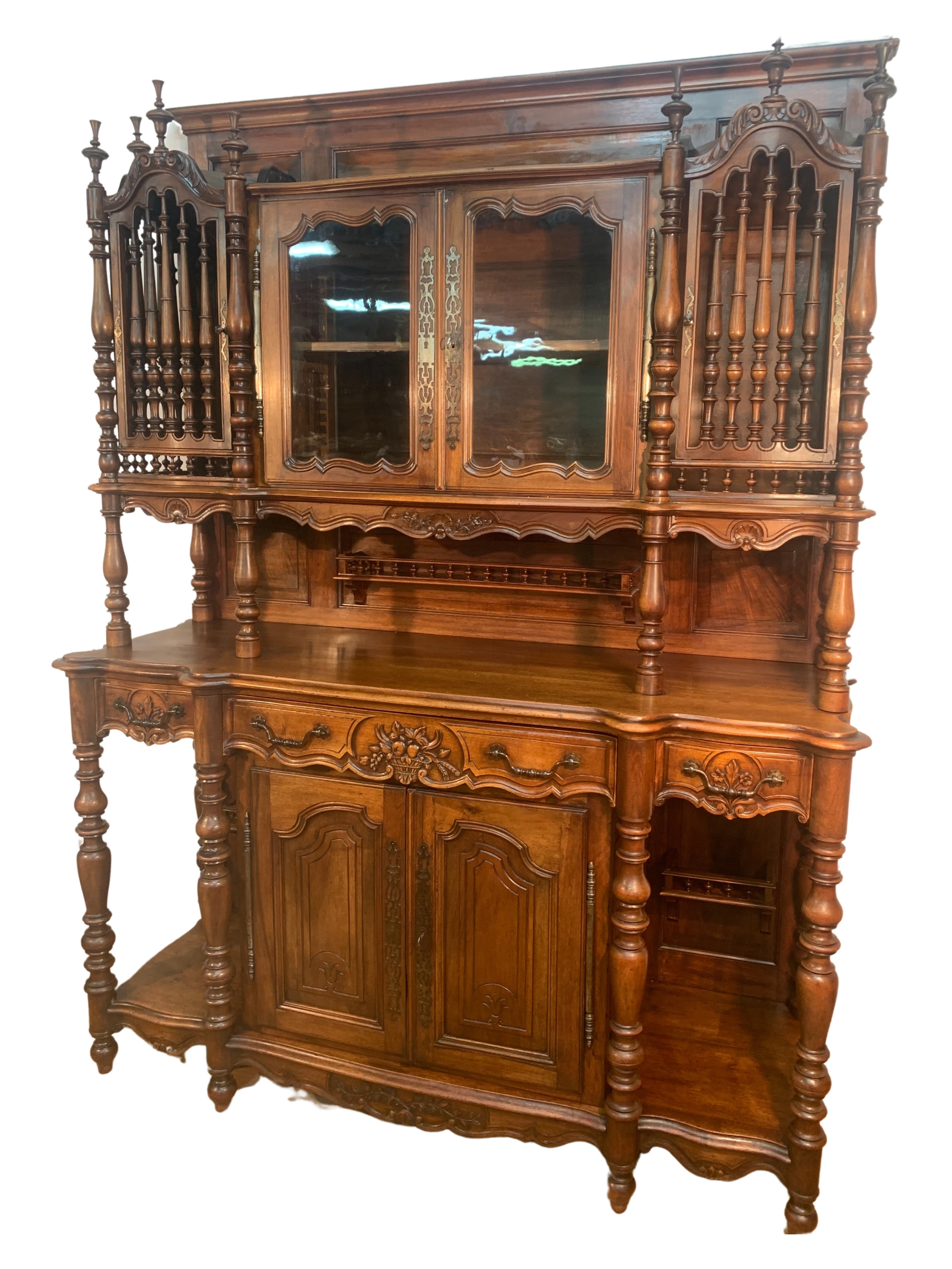HIGHLY UNUSUAL PROVINCIAL DISPLAY