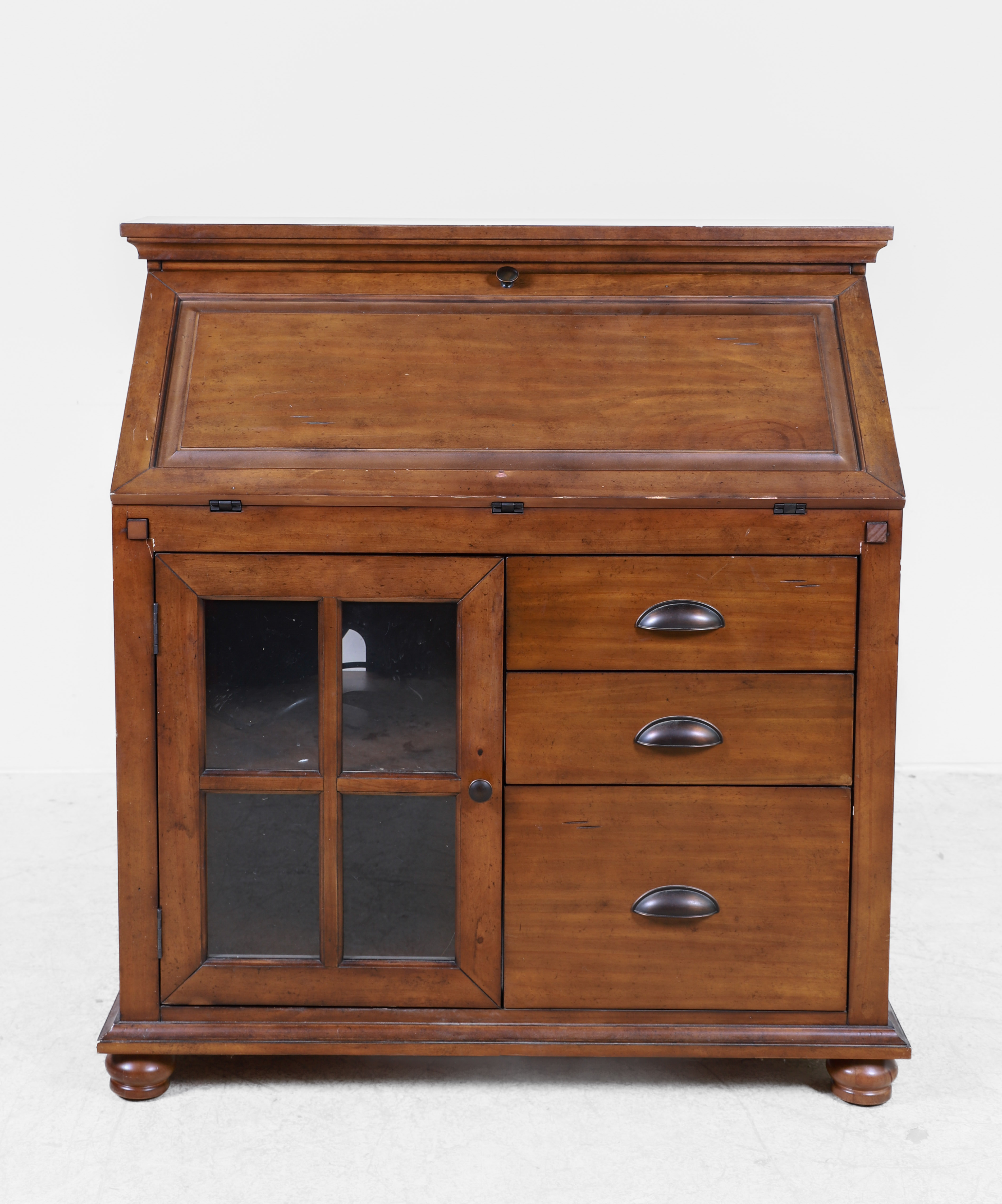 Hillsdale Furniture slant front
