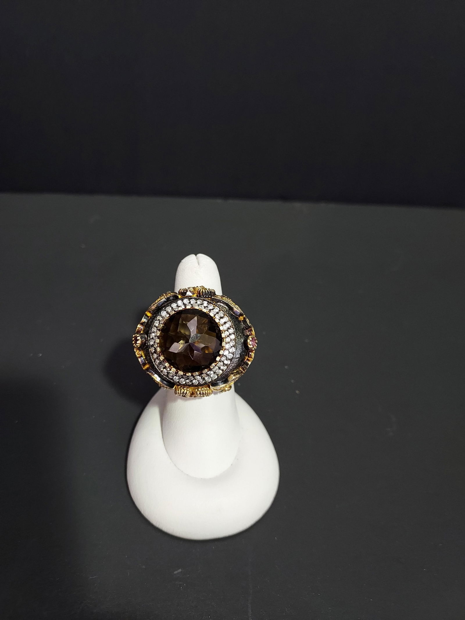 HJ15 LARGE SMOKY QUARTZ AND