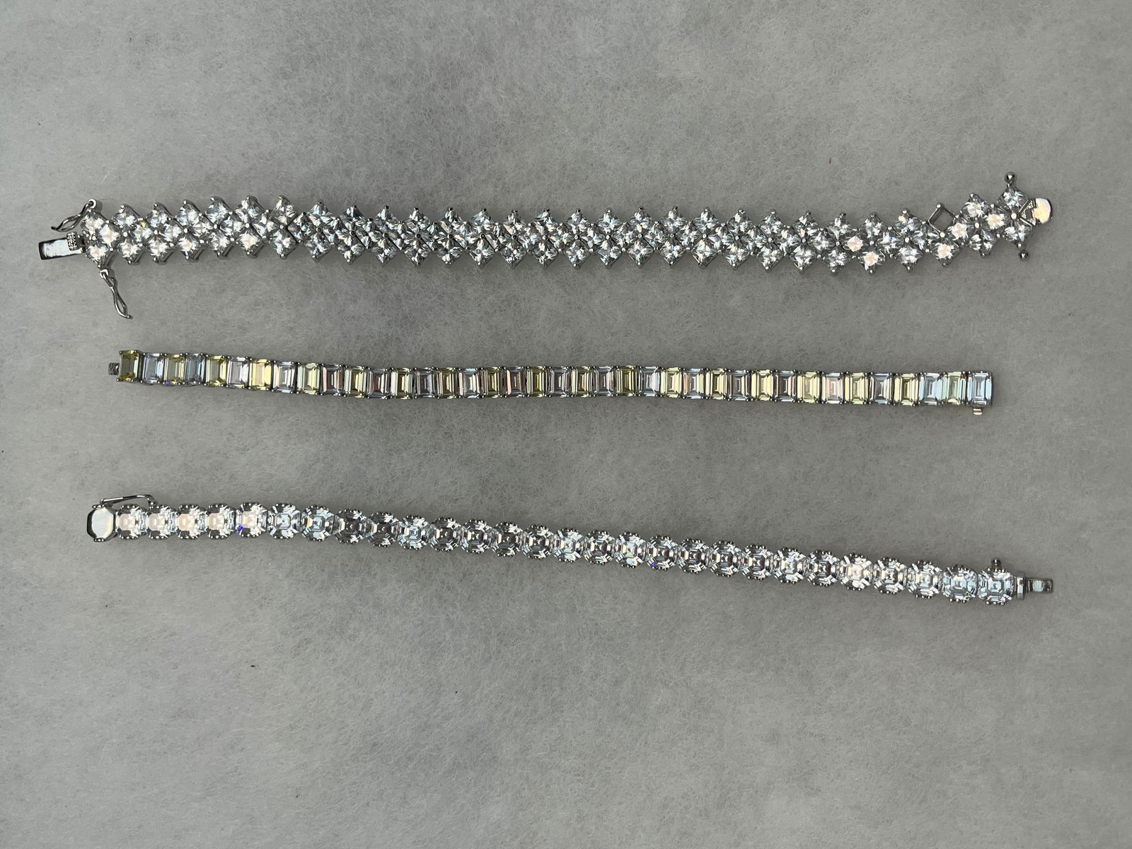 HJ258 3 SILVER CUBIC ZIRCON