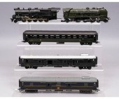 HO trains to include: loco #49