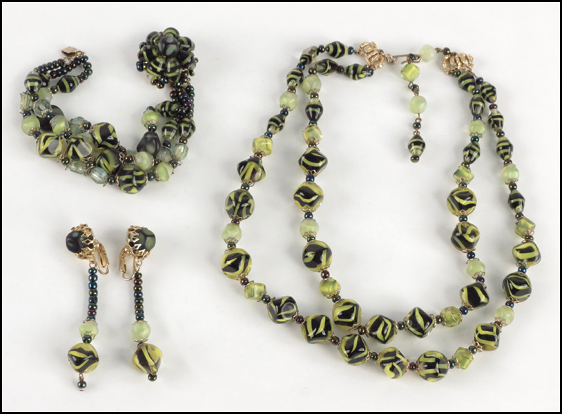 HOBE GREEN STRIPED GLASS BEAD