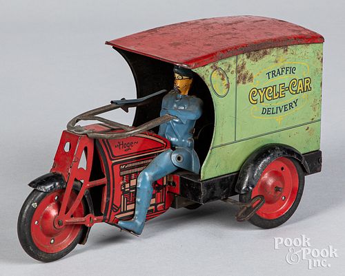 HOGE TIN WIND-UP CYCLE CAR