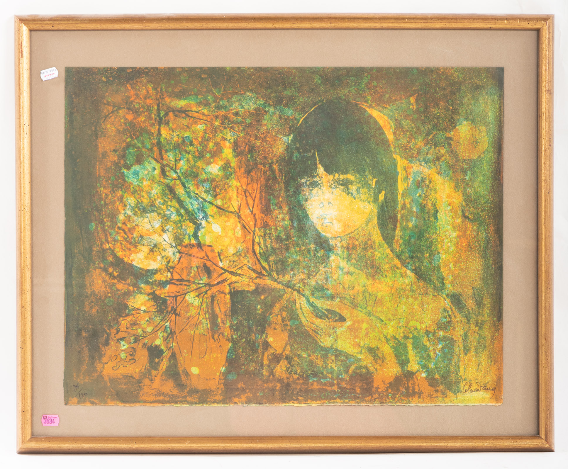 HOI LEBADANG. GIRL HOLDING