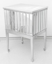HOLLYWOOD REGENCY MIRRORED &AM