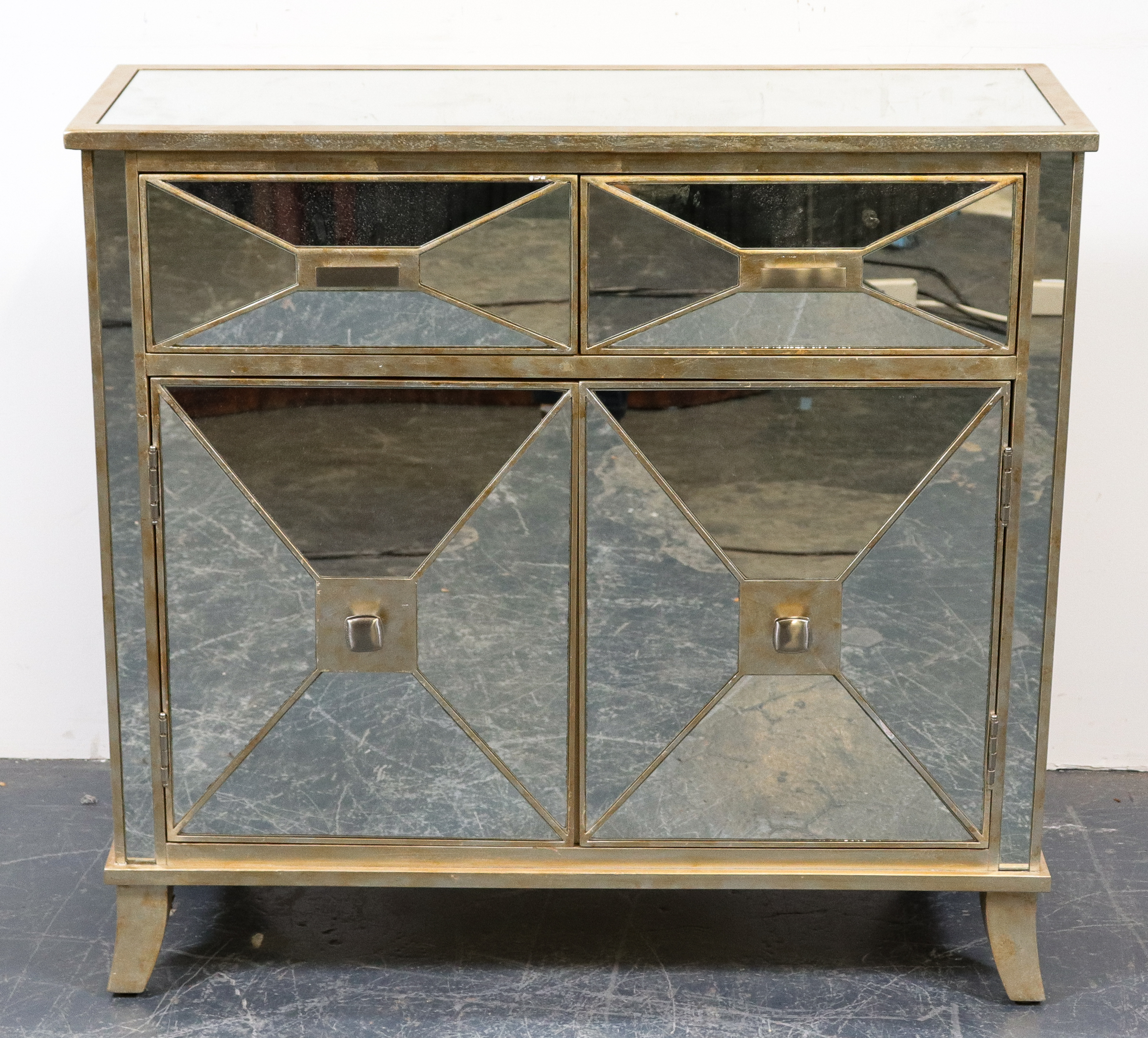 HOLLYWOOD REGENCY STYLE MIRRORED