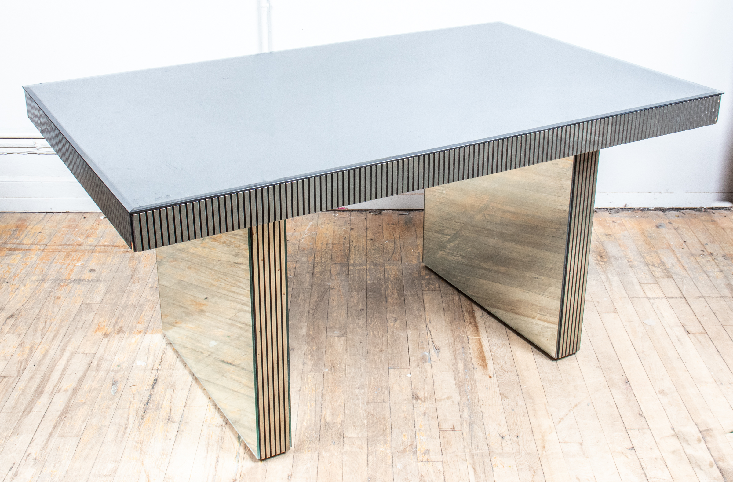 HOLLYWOOD REGENCY STYLE MIRRORED