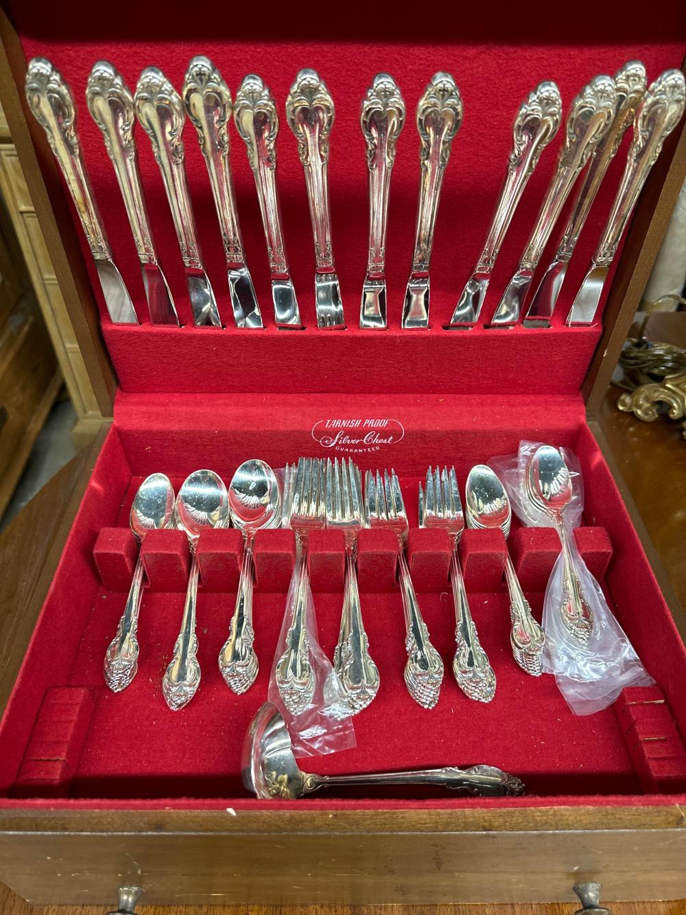 HOLMES & EDWARDS STAINLESS STEEL