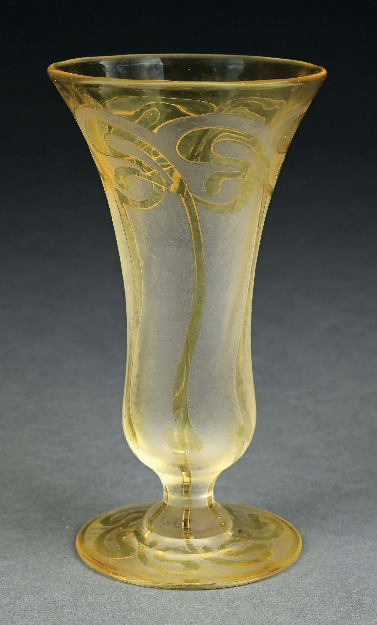 HONESDALE FOOTED CAMEO CUT VASEA