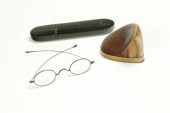 HORN MULL AND SPECTACLES.  Nin