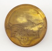 HORN SNUFF BOX WITH SCRIMSHAW-