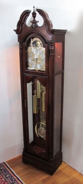 HOWARD MILLER MODEL 611 GRANDF