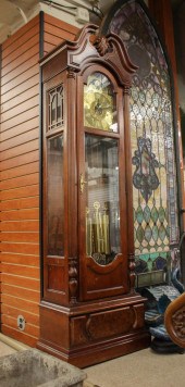 HOWARD MILLER TALL CASE FLOOR