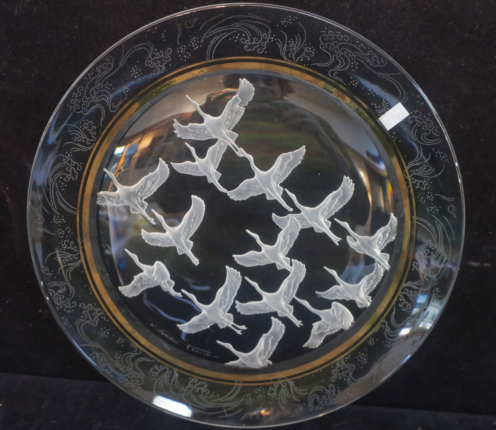 HOYA CRYSTAL AND ART GLASS PLATE,