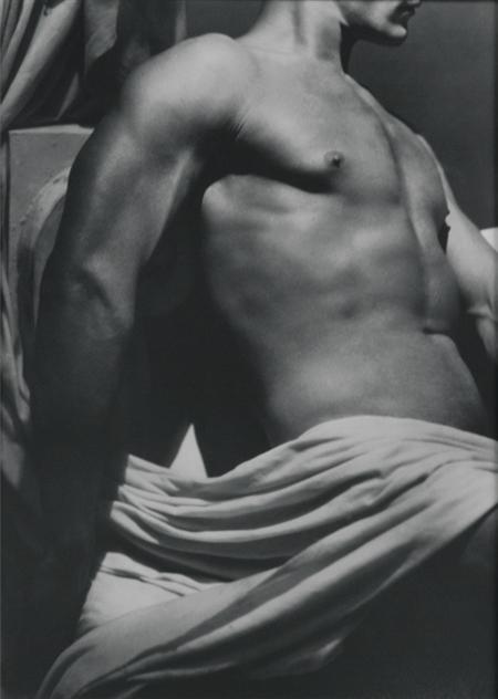 HOYNINGEN-HUENE, GEORGE (1900-1968)