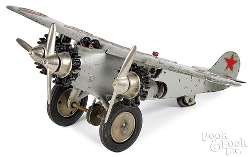 HUBLEY CAST IRON TRI-MOTOR