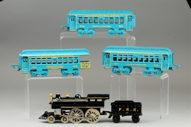 HUBLEY FLOOR TRAIN PASSENGER SET c.
