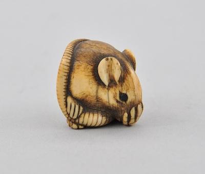 Huddling Rat Netsuke Carved ivory