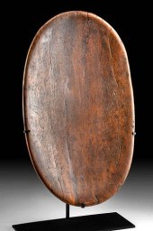 HUGE 19TH C. HAWAIIAN WOOD FEA