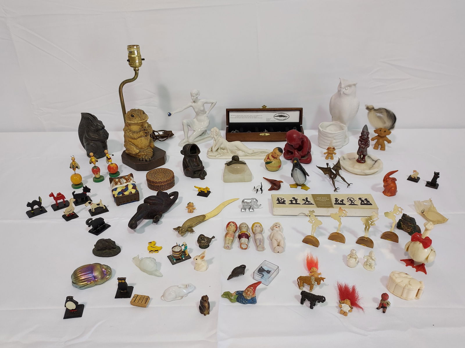 HUGE LOT ASSORTED MINIATURE ANIMALS