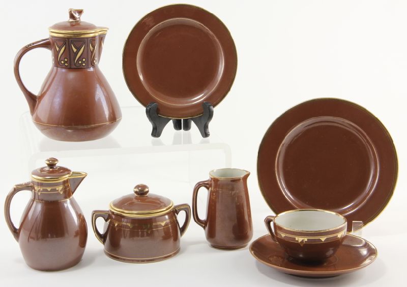 Hugo Reinhold Chinain an Art Deco