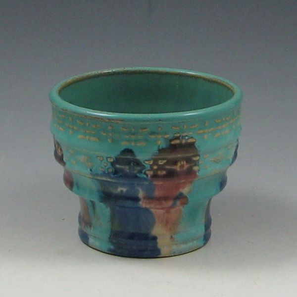 Hull early stoneware jardiniere.
