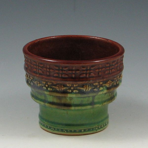 Hull early stoneware jardiniere.