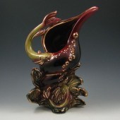 Hull Ebb Tide pitcher with gol