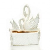 HULL POTTERY TWO HUGGING IVORY