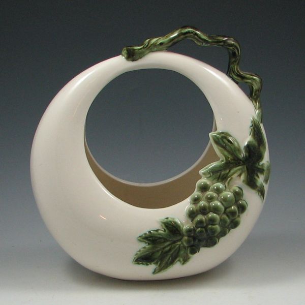 Hull Tokay basket. Marked 11