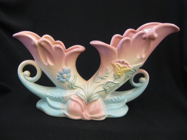Hull ''Wildflower'' Art Pottery