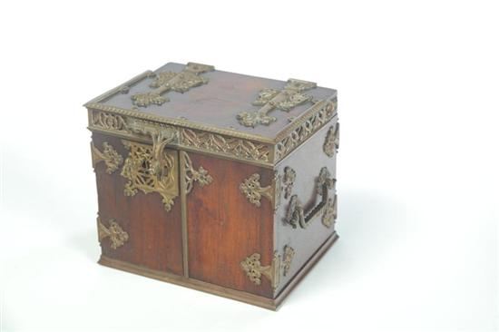 HUMIDOR.  Asian  20th century 