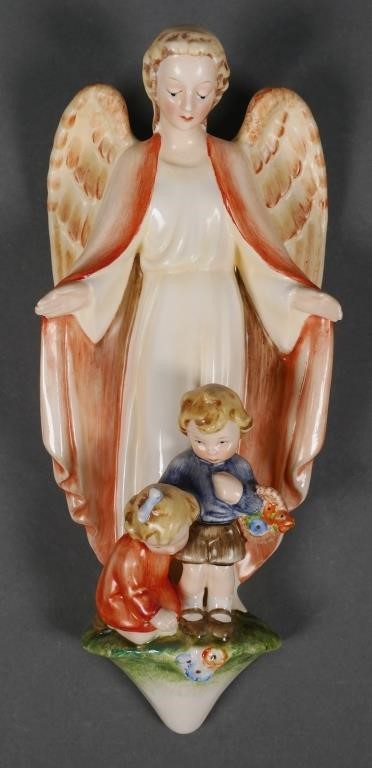 HUMMEL ANGEL W/ CHILDREN AT FEET