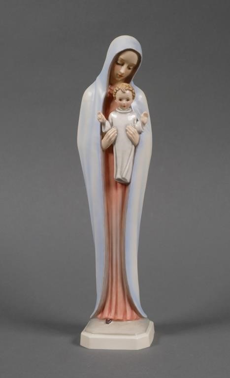 HUMMEL BLESSED MOTHER 372 TMK4