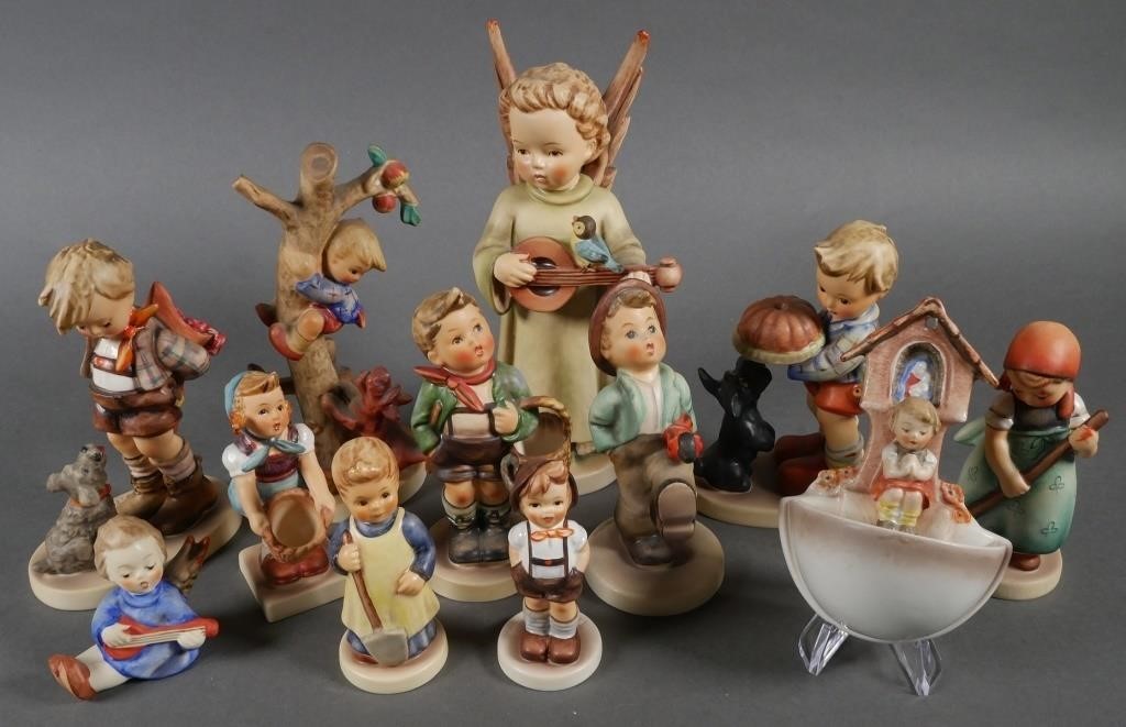 HUMMEL GOEBEL (12) FIGURINES