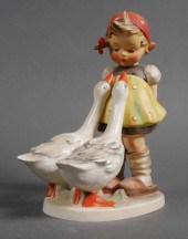 HUMMEL GOOSE GIRL 47 TMK3Humme