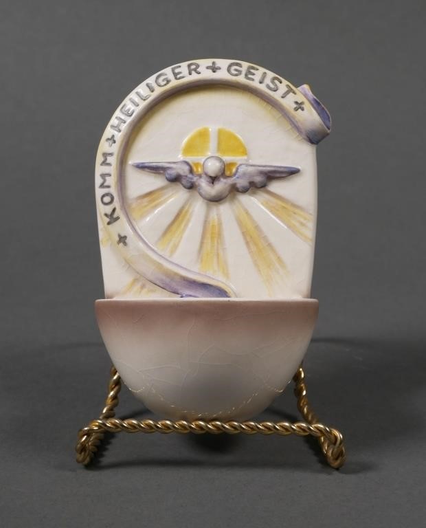 HUMMEL HOLY WATER FONT W/ DOVE