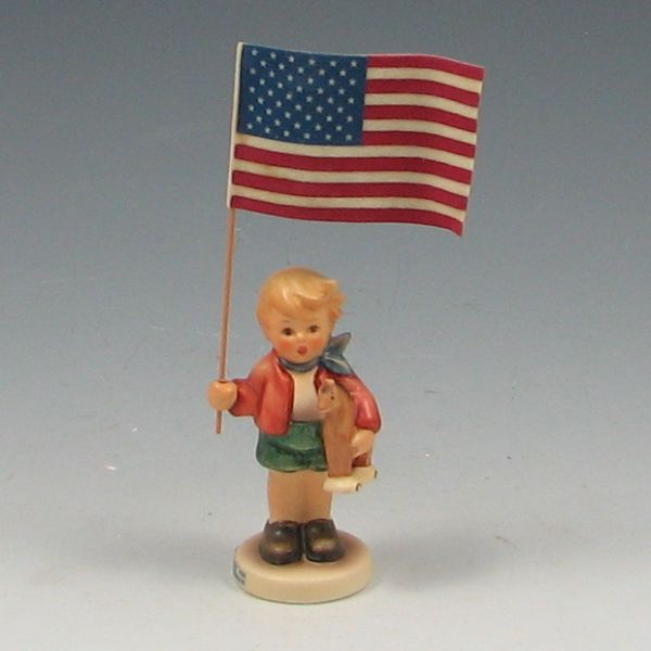 Hummel Little Flag Bearer