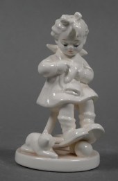 HUMMEL MOTHER'S HELPER 133 TMK