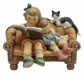 HUMMEL PORCELAIN STORY TIME 22