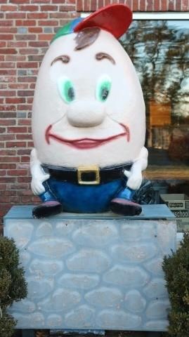 HUMPTY DUMPTY, A WALT DISNEY