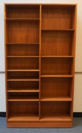 HUNDEVAD MID-CENTURY MODERN TE