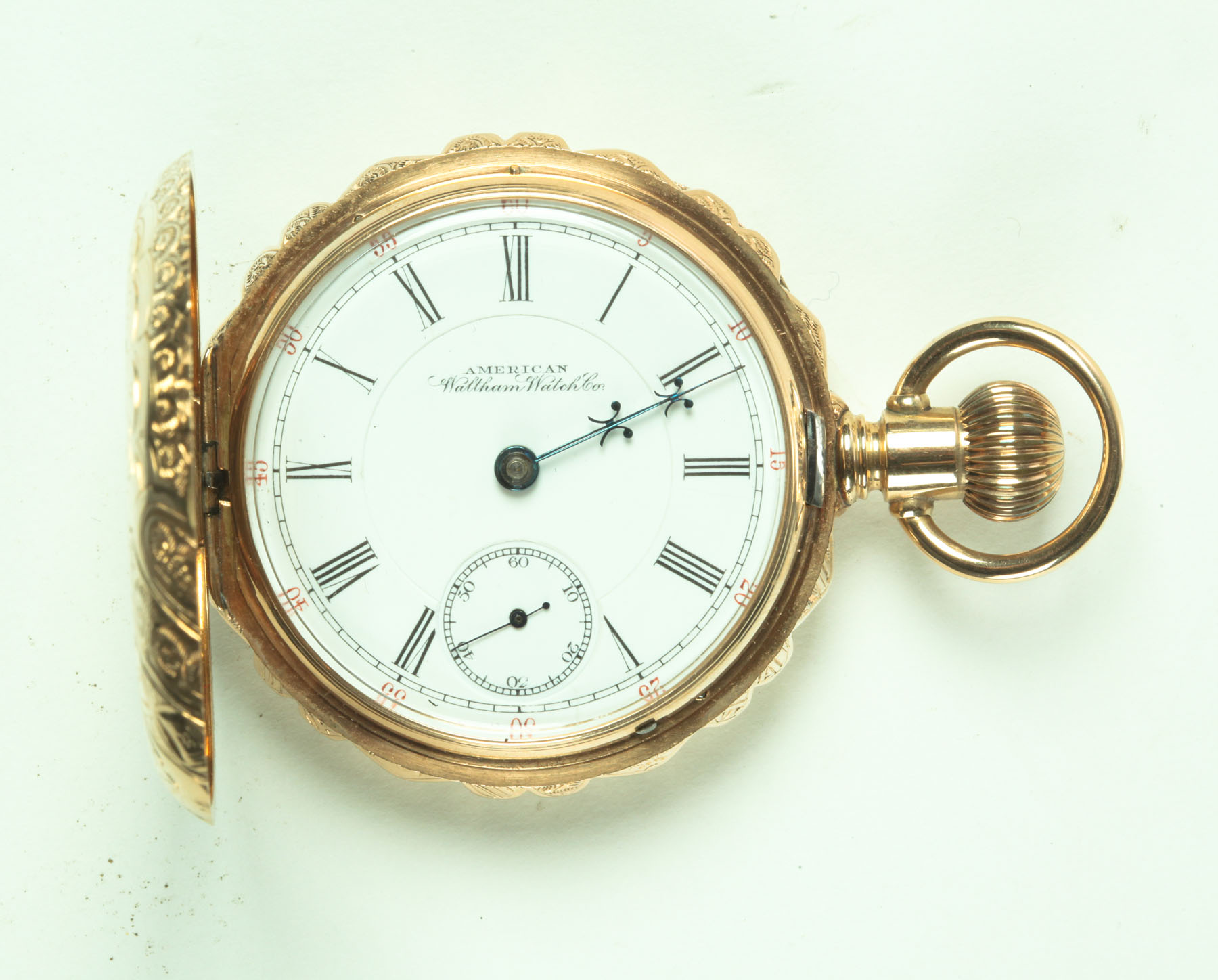 HUNTER POCKET WATCH WALTHAM. 