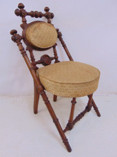 HUNZINGER WALNUT SIDE CHAIR WI