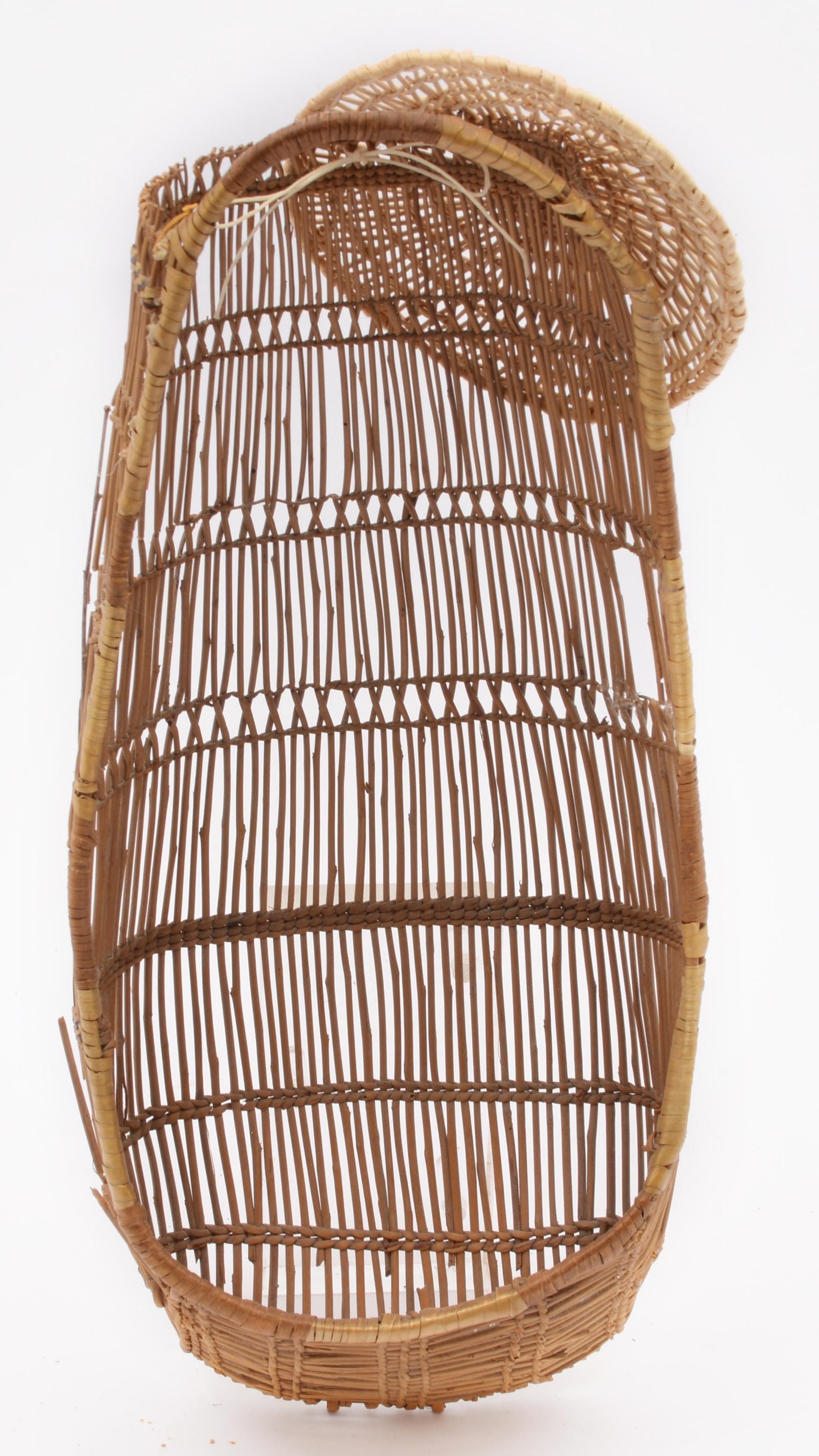 HUPA NATIVE AMERICAN DOLL