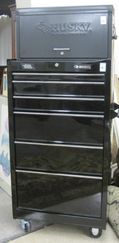 HUSKY TOOL TOP CHEST AND ROLLER