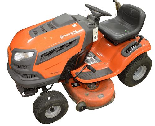HUSQVARNA LAWN MOWER TRACTOR, MODEL