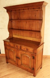 HUTCH BUFFET BY DREXEL HUTCH B