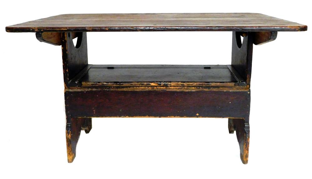 HUTCH TABLE, AMERICAN, LATE 18TH
